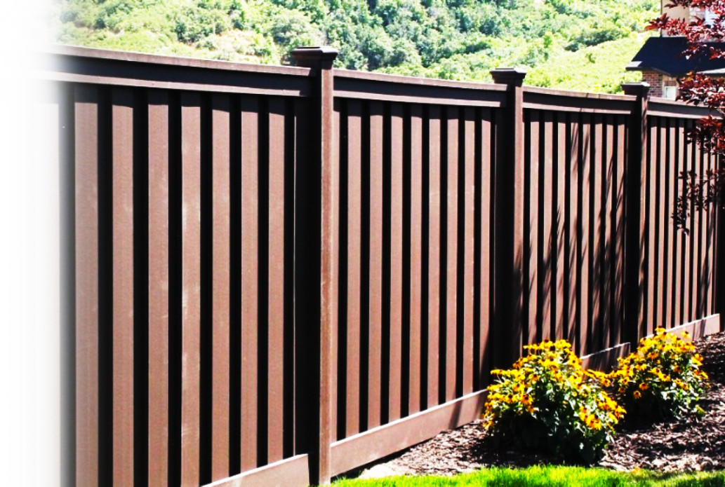 Можно ставить глухой забор. Деревянный забор. Красивый забор. Красивый деревянный забор. Красивые сплошные заборы.